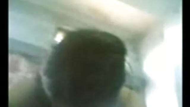 மேடியுடன் கவர்ச்சி படம் இந்தி, ஆங்கிலம் போவ்