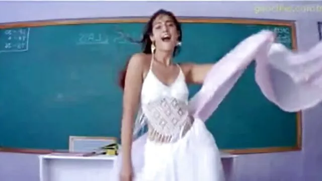 ரஷ்ய தமிழ் செக்ஸ் படம் மாமியின் செக்ஸ் ப்ளாண்டி