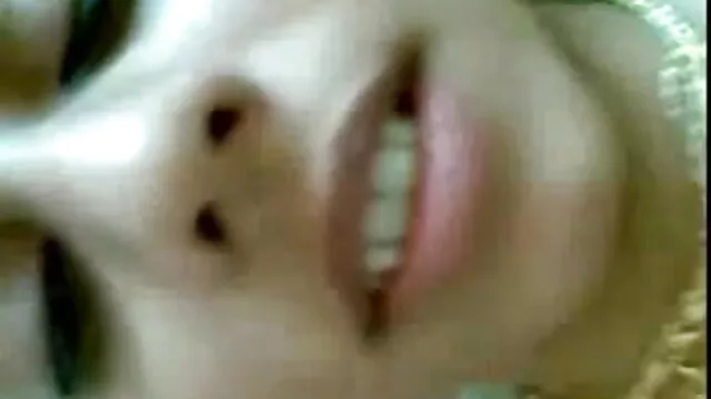 போகெட் ஆம் கவர்ச்சி படத்தை in ஆங்கிலம்