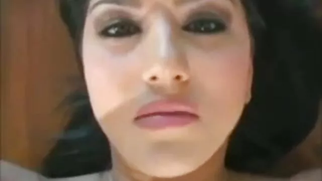செக்ஸ் பட்டினி கிடக்கும் மில்ஃப் தனது முழு hd ஆங்கிலம் sex இறுக்கமான கழுதைக்குள் சிக்கிக் கொள்கிறாள்
