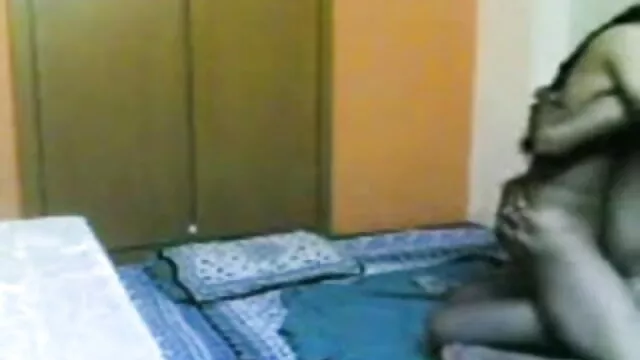 பொன்னிற மெயின் நீல படம், கவர்ச்சி ஆங்கிலம் இன்ப கொம்பு டிக்