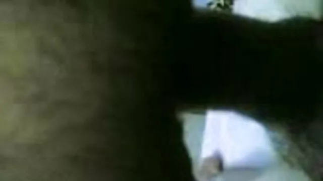 அழகான இல்லத்தரசி தமிழ் செக்ஸ் முகம்