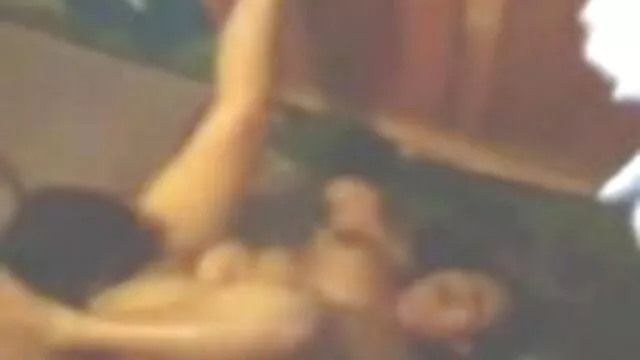 அழகான ஆங்கிலம் hot xnxx அழகி ஒரு கருப்பு டிக் மூலம் ஓய்வெடுக்கிறது
