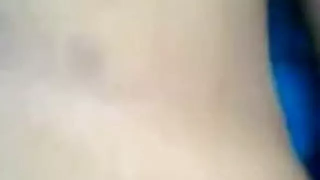 முகாமில் திறந்த கவர்ச்சி படம் in ஆங்கிலம் பரத்தையர்
