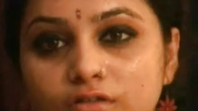 பஸ்டி லத்தீன் குழந்தை பெரிய கருப்பு முதிர்ந்த லெஸ்பியன் சேவல் செக்ஸ்