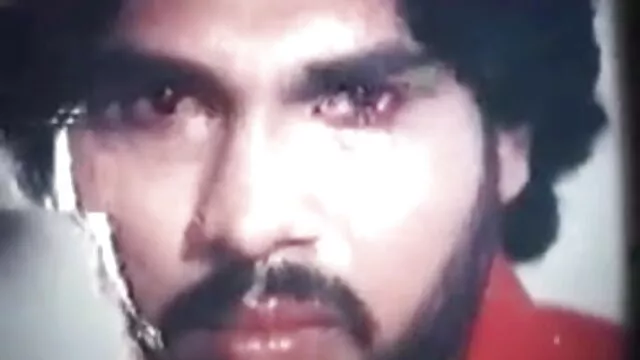 - டீனேஜர் ஒரு விசித்திரமான பையனால் பறிக்கப்பட்டு தமிழ் செக்ஸ் புணர்ந்தார்