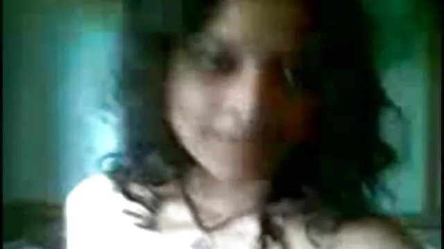 பெரிய பொம்மை முதிர்ந்த லெஸ்பியன்