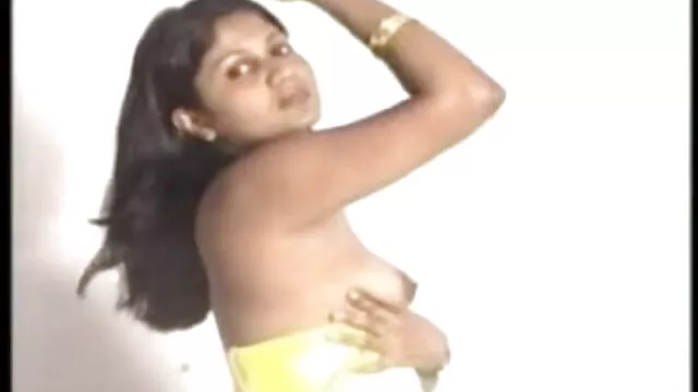 - பிரச்சனையுள்ள இளைஞன் மாற்றாந்தாய் தண்டிக்கப்பட்டான் ஆங்கிலம்-ஆங்கிலம்sex