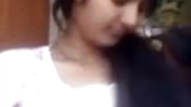 எமோ குஞ்சு சேவல் தொண்டை மற்றும் முகம் கேட்கிறது ஆங்கிலம் மாமியின் xxx