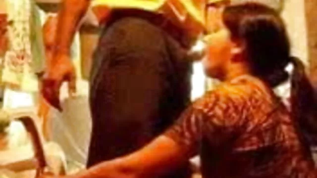 லூசி ஆபாச மில்ஃப் ரெட்ஹெட் ஆங்கிலம் பாண்டேஜ் செய்கிறார்