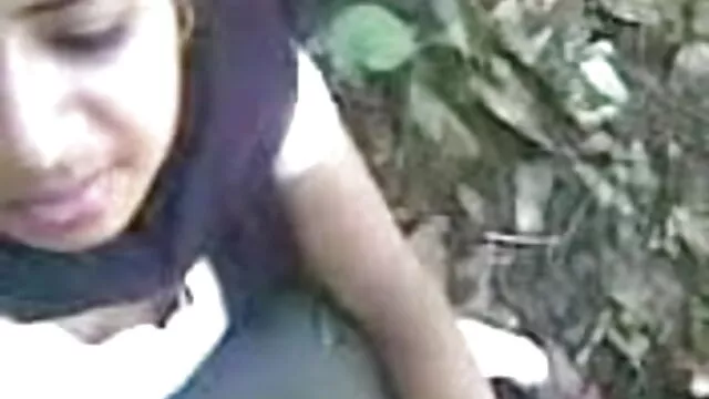 கவர்ச்சியான சிறிய ஹீத்தர் ஒரு ஆங்கிலம் sex ஆண்ட்டி கொழுப்பு சேவல் மீது நீட்டி விரும்பத்தகாத முகங்களை எடுத்துக் கொள்ளுங்கள்!