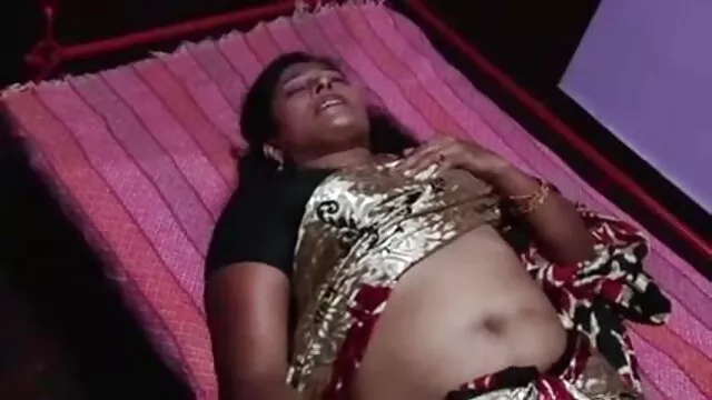 மசாஜ் அறைகள் பொன்னிற டீன் பெரிய டிக் குதத்தை ஆங்கிலம் xxx உறிஞ்சி விடுகிறது