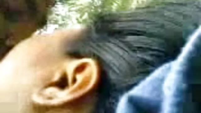 அற்புதமான அஷ்லின் போஜ்புரி, கவர்ச்சி ஆங்கிலம் ப்ரூக்