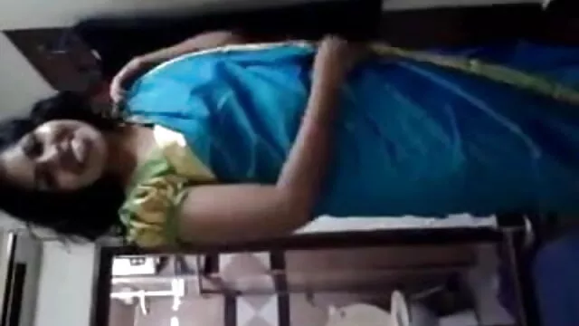 பிரிட்டிஷ் தமிழ் படம், bp, கவர்ச்சி அழகி ஹன்னா ஷா முதல் நாளில் புணர்ந்தார்
