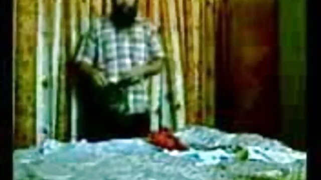 முக வரை ஆசிய ஆசிய அமெரிக்க நாட்டுக்காரன் ஸ்லட் தோராயமான தொண்டை