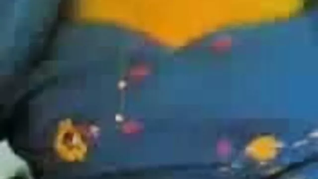 ஒல்லியான டீன் குத செக்ஸ் மற்றும் முக விந்து முதிர்ந்த லெஸ்பியன்