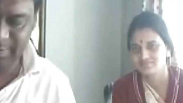 அழகான இளம் பெண் கடத்தல் விளையாட்டுகளை விளையாட விரும்புகிறார் ஆங்கிலம் HD, கவர்ச்சி