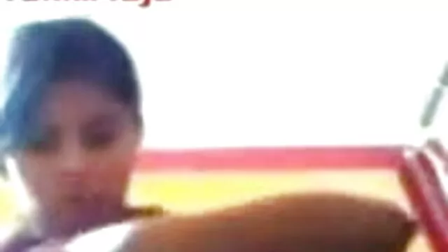 - வெளிப்படையான உடையில் உழும் கொம்பு கவர்ச்சி பிரிட்டிஷ் பெட்ரோலியம் படம் in ஆங்கிலம் இளைஞர்கள்