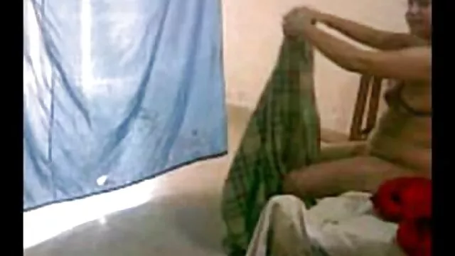 முதல் முறையாக தமிழ் xnxx hd இனங்களுக்கிடையேயான டீன் மற்றும் படி அம்மா