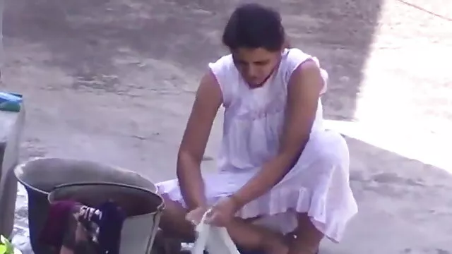 மேடி தனது டீன் புண்டை கடினமானது தமிழ் செக்ஸ்