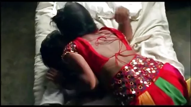 தோல் - 2 வெள்ளை ஸ்லட்ஸ் Vs தமிழ் செக்ஸ் செக்ஸ் செக்ஸ் 4 பெரிய கருப்பு அரக்கர்கள் சேவல்